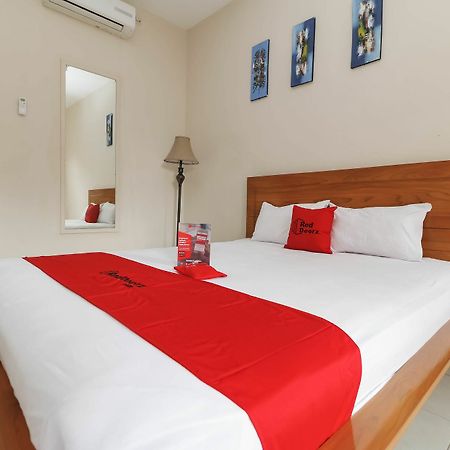 Reddoorz Plus Near Cibubur Junction Hotel Jakarta Luaran gambar